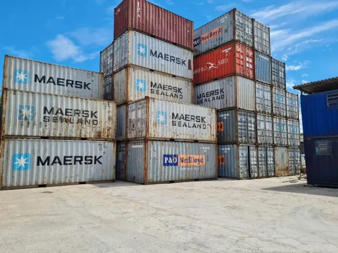 Container Maritimo de 6 metros (20'Pes)