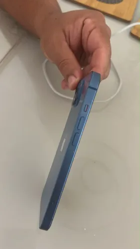 iPhone 13 256 g (60 % de bateria )cor azul