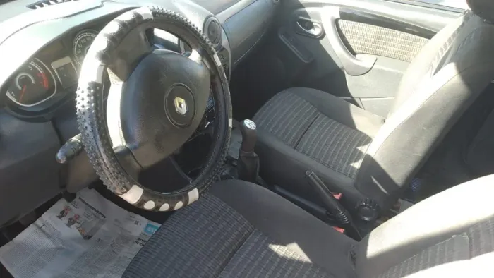 Renault Sandero Privilège Hi-flex 1.6 8V 5P 2013