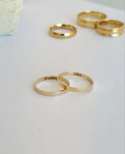 ALIANÇA DE OURO18K
