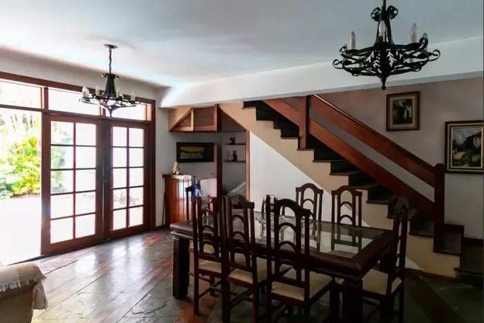 Casa à Venda - São Bento, 4 Quartos, 450 m2
