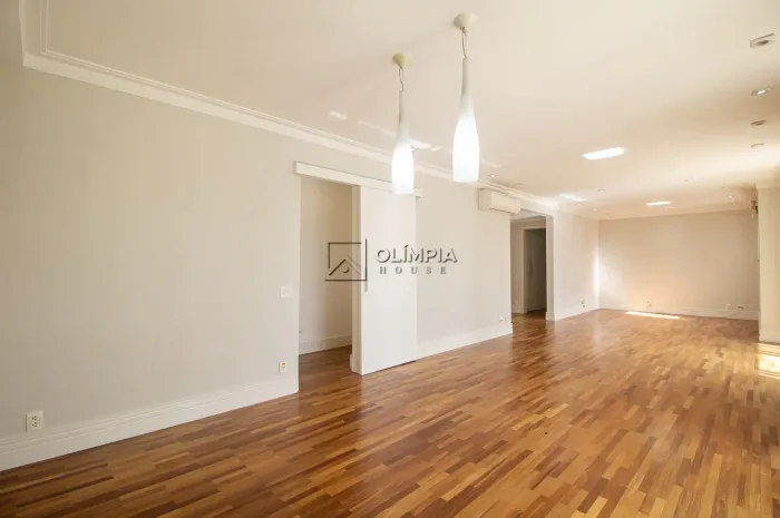 Aluguel Apartamento 3 Dormitórios - 168 m² Brooklin