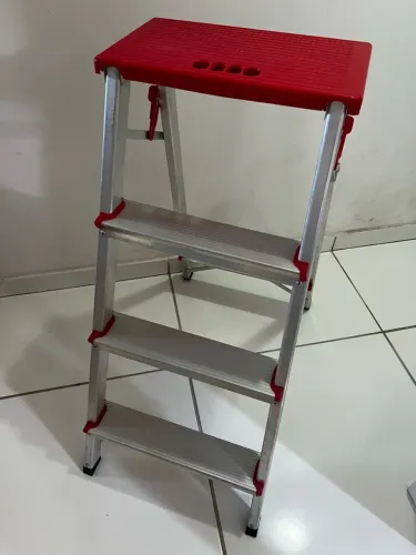 ESCADA DE ALUMÍNIO 4 DEGRAUS - MOR