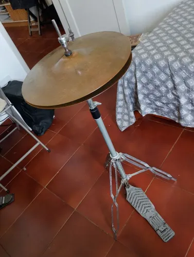 Maquinário (estante) de chimbal