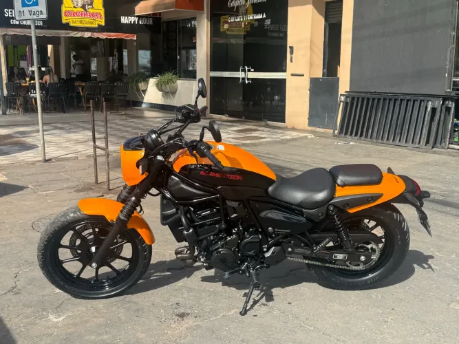  Kawasaki Eliminator 500 SE 24/25 - Completa, Baixa KM e Acessórios Inclusos