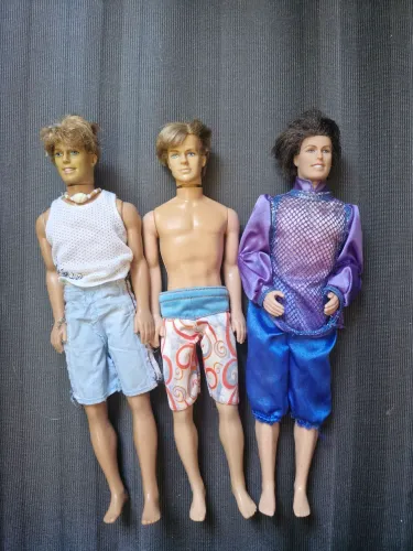Lote de Ken Antigos da Barbie