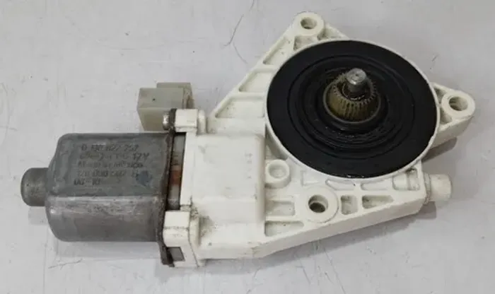 Motor De Vidro Traseiro Esquerdo Ford Fusion 2006 - 2012