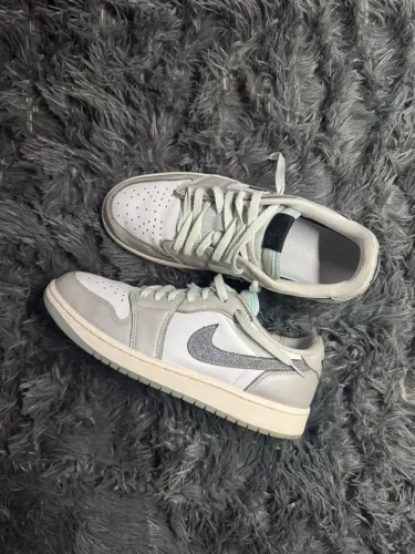 Jordan Low ano novo lunar