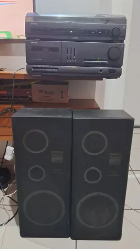 Toca discos vintage PHILIPS  - e  toca fitas cas modelo 9100 funcionando so para Retirada 