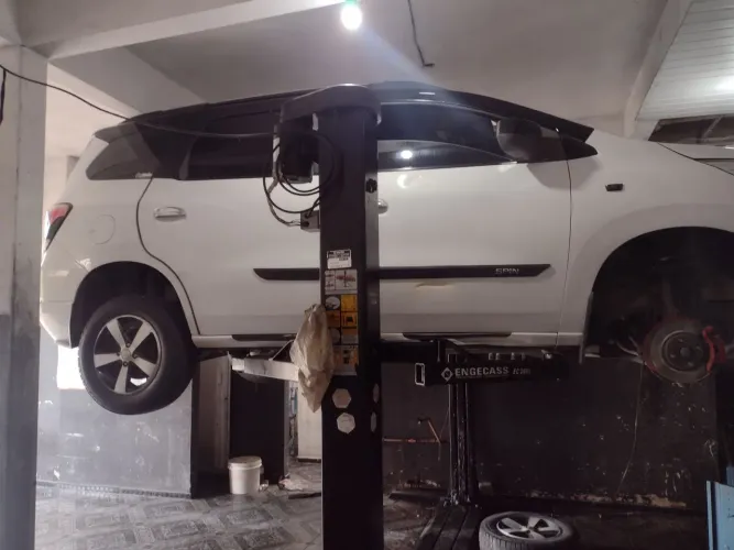 Elevador automotivo engecas