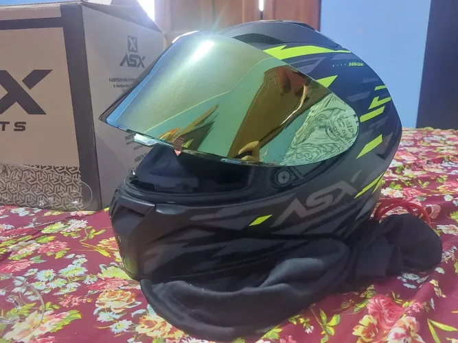 CAPACETE ASX 58 PRETO/DOURADO
