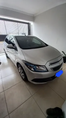 Chevrolet Onix Hatch LT 1.4 8V Flex Power Aut. 4P 2015