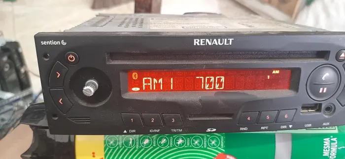 Cd renalt cd am fm usb (veja foto)
