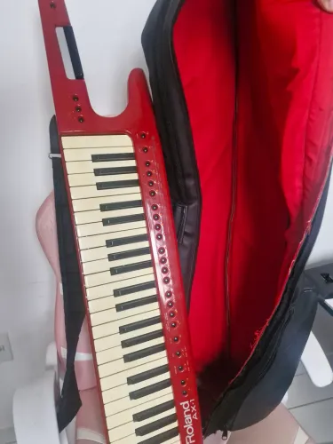 Keytar controlador Roland AX1 + cabo usb midi sem fio