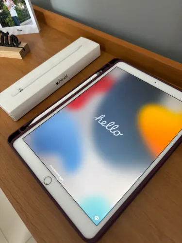 iPad Pro 10,5 rose gold com Apple Pencil