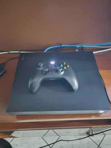 VIDEO GAME XBOX ONE X DE 1TB