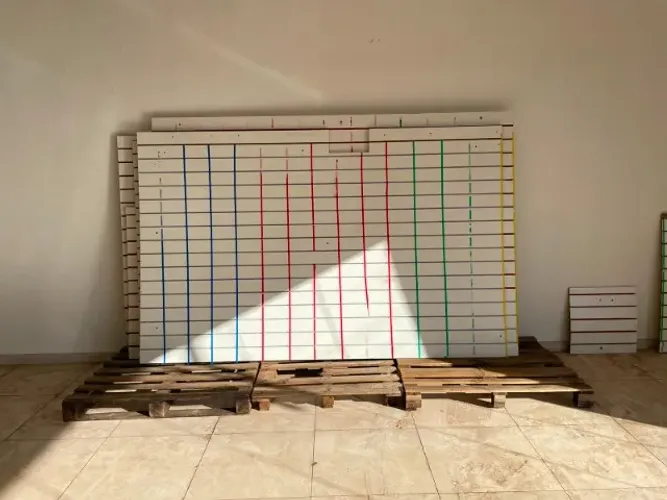 **Painel Canaletado MDF 1,10x40cm | Painel Expositor de Parede | MDF | Loja, Comércio, Vi