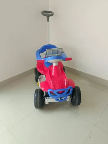 Quadriciclo Infantil Vermelho Magic Toys
