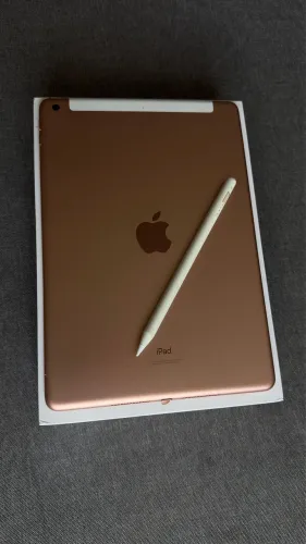 iPad geração 8? Rose Gold Impecável