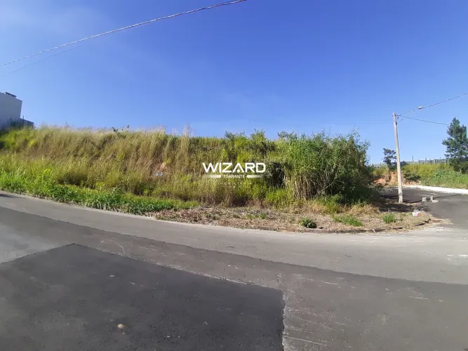 Terreno para venda com 733m² no Jardim Vila Rica em Amparo SP