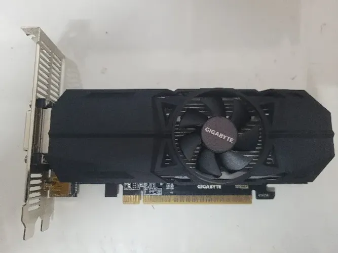 Placa de video GTX 1050 4GB