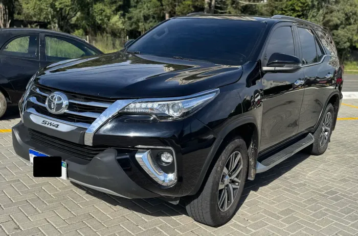 Toyota Hilux SW4 SRX 4X4 2.8 TDI 16V Dies. Aut. 2019