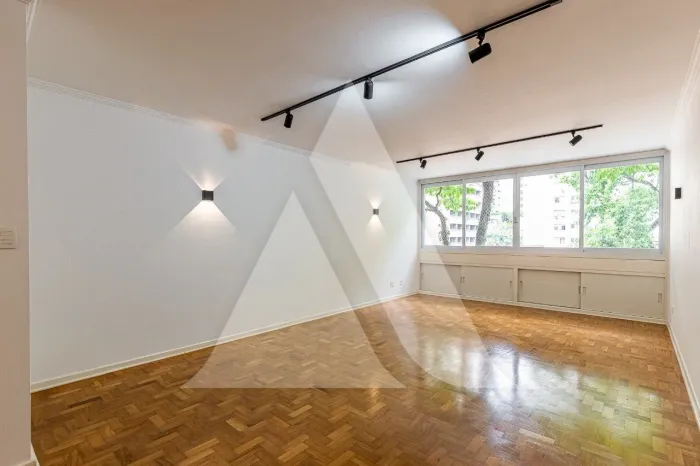Apartamento à venda nos Jardins com 161 m², 3 dormitórios e 2 vagas