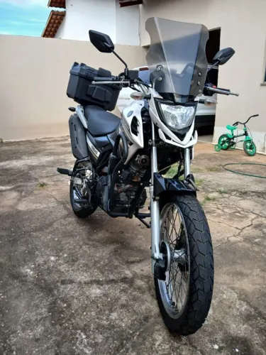 YAMAHA CROSSER 2022 BRANCA