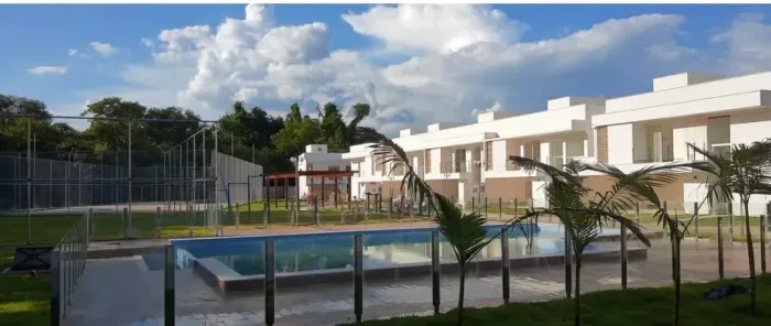 SOBRADO CONDOMÍNIO ALTO PADRÃO 4 SUÍTES 203M2