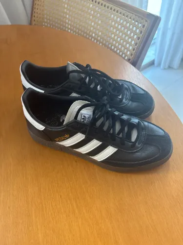 Vendo tênis adidas spezial 38