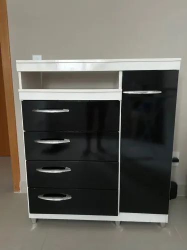 Cômoda 4 gavetas com sapateira 
