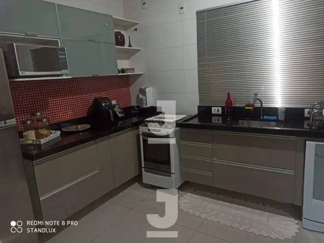 Casa à Venda - Jardim Santa Marta, Salto - 163m2 - 2 Quartos