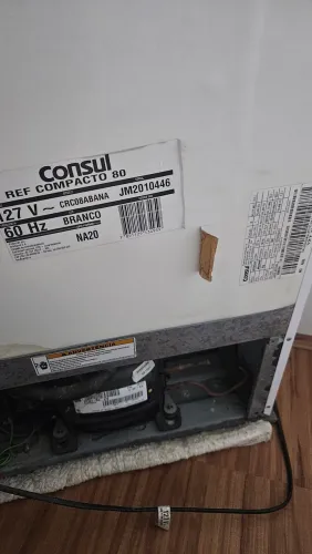 Consul Frigobar Compacto 80L