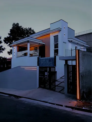 Casa Nova Alto Padrão c/ Piscina - Melhor Valor da Região - 899 mil