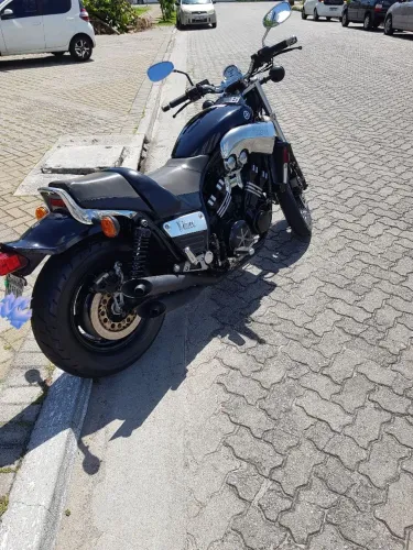 Yamaha V max 94