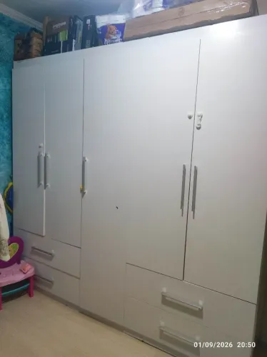 Guarda roupas 5 portas