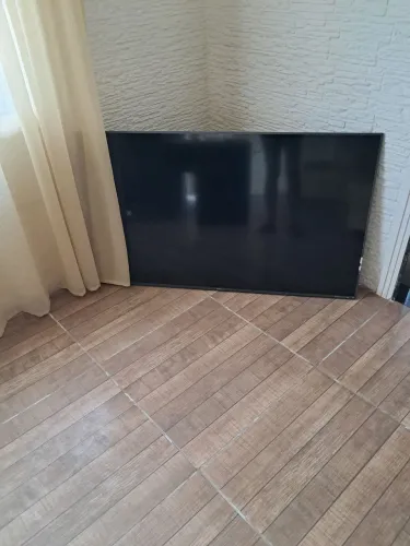 Tv 55 polegada para tirar peças