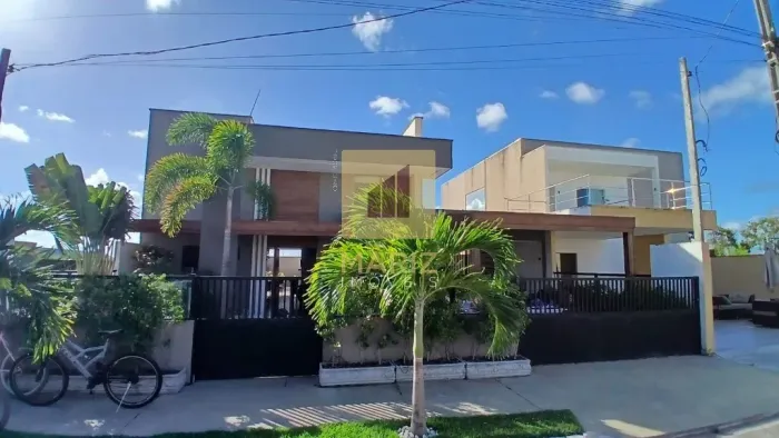 Casa à venda em Marechal Deodoro-AL, condomínio fechado com 3 quartos, 1 suíte, 2 salas, 4