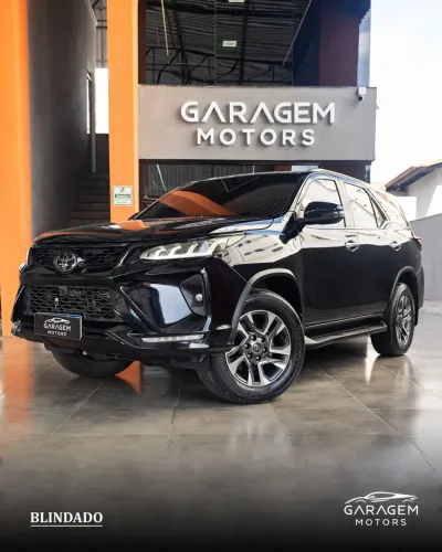Toyota Hilux SW4 SRX 4X4 2.8 TDI 16V Dies. Aut. 2019