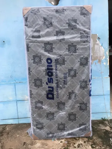 Cama de solteiro 