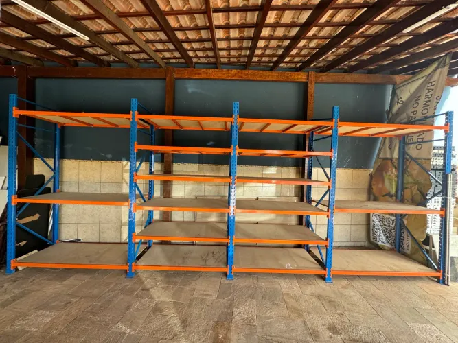 Estante para depósito comercial