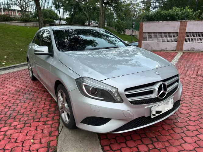 Mercedes-Benz Classe A 200 1.6 TB 16V Style 156cv Aut. 2015