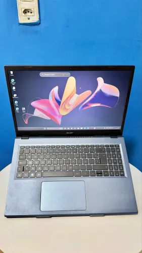 Notebook Acer Aspire 3 - Ryzen 5 7520U 2.80GHz 8Gb SSD 512Gb 