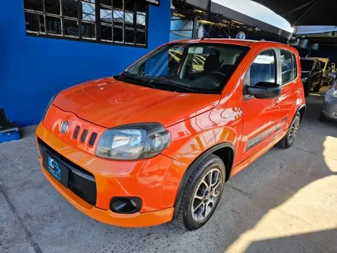 Fiat Uno Sporting 1.4 EVO Fire Flex 8V 4P 2012