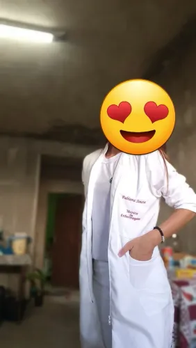 Pijama e jaleco hospitalar 