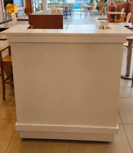 BALCÃO DESMONTÁVEL