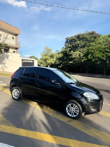 Fiat Palio Attractive 1.0 EVO Fire Flex 8V 5P 2014