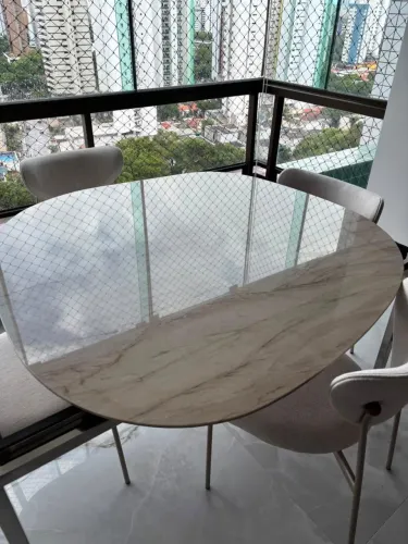 Tampo de mesa em Quartzito