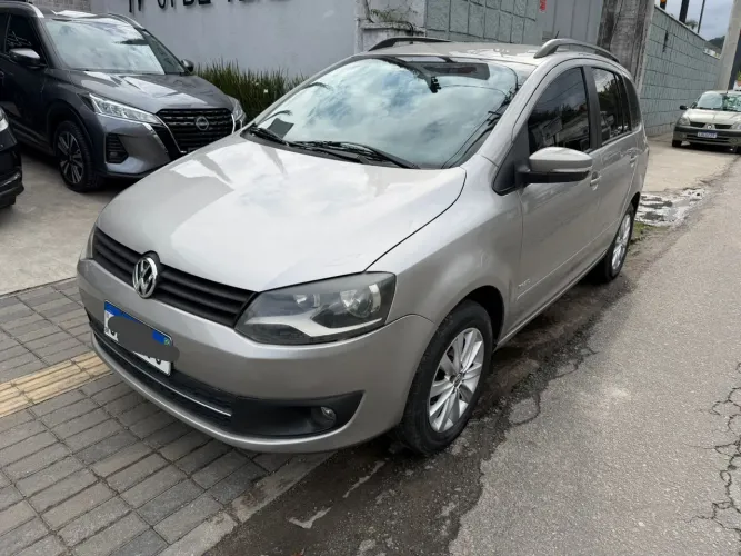 Volkswagen Spacefox 1.6/ 1.6 Trend Total Flex 8V 5P 2012