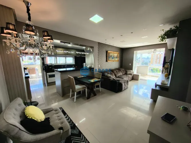 APARTAMENTO DE ALTO PADRÃO COM TRÊS DORMITÓRIOS NO EXPOSIÇÃO